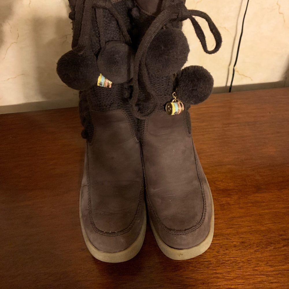 Juicy couture boots